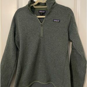 Green Patagonia Quarterzip